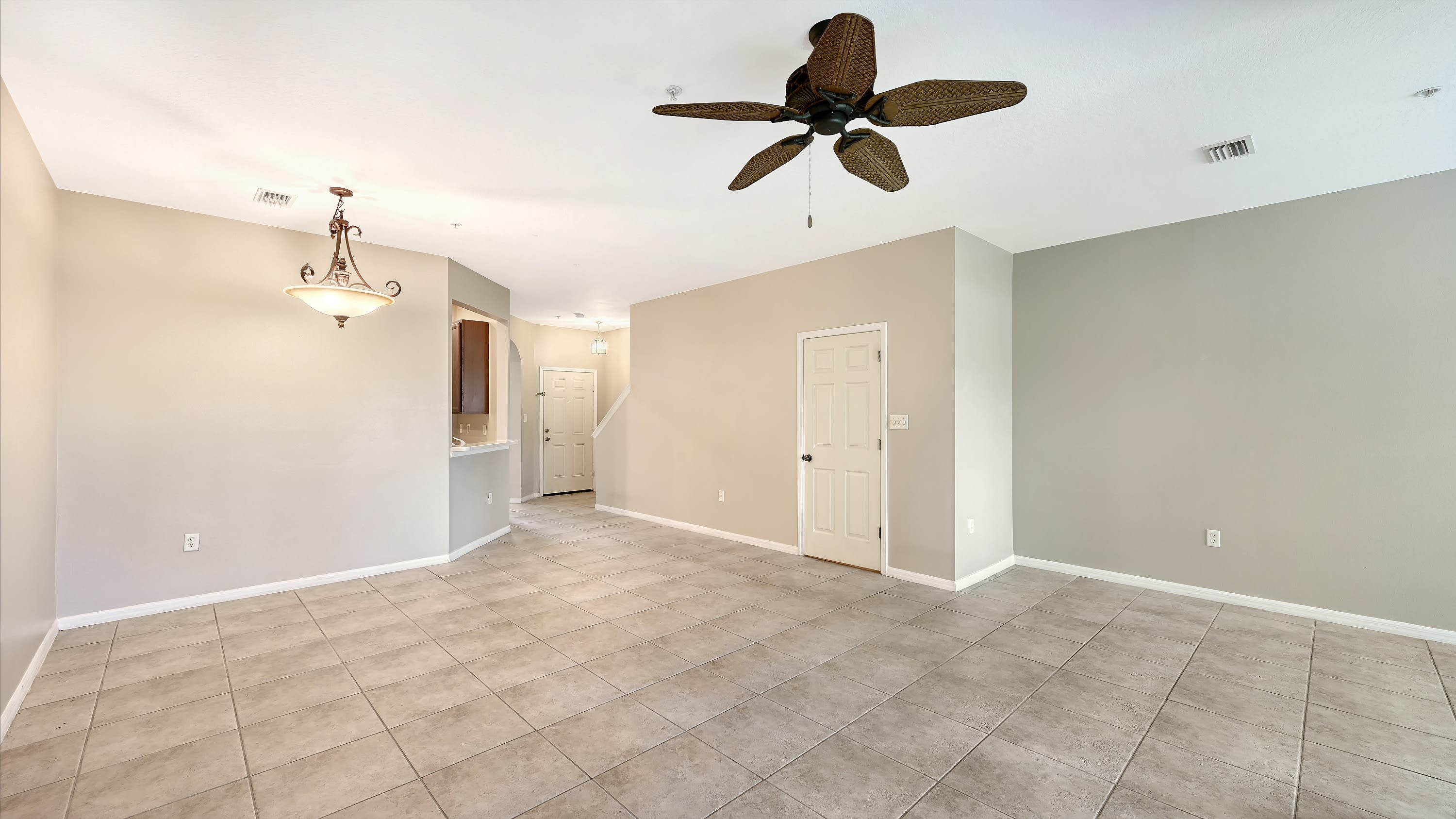 3499 Parkridge Circle – photo 5