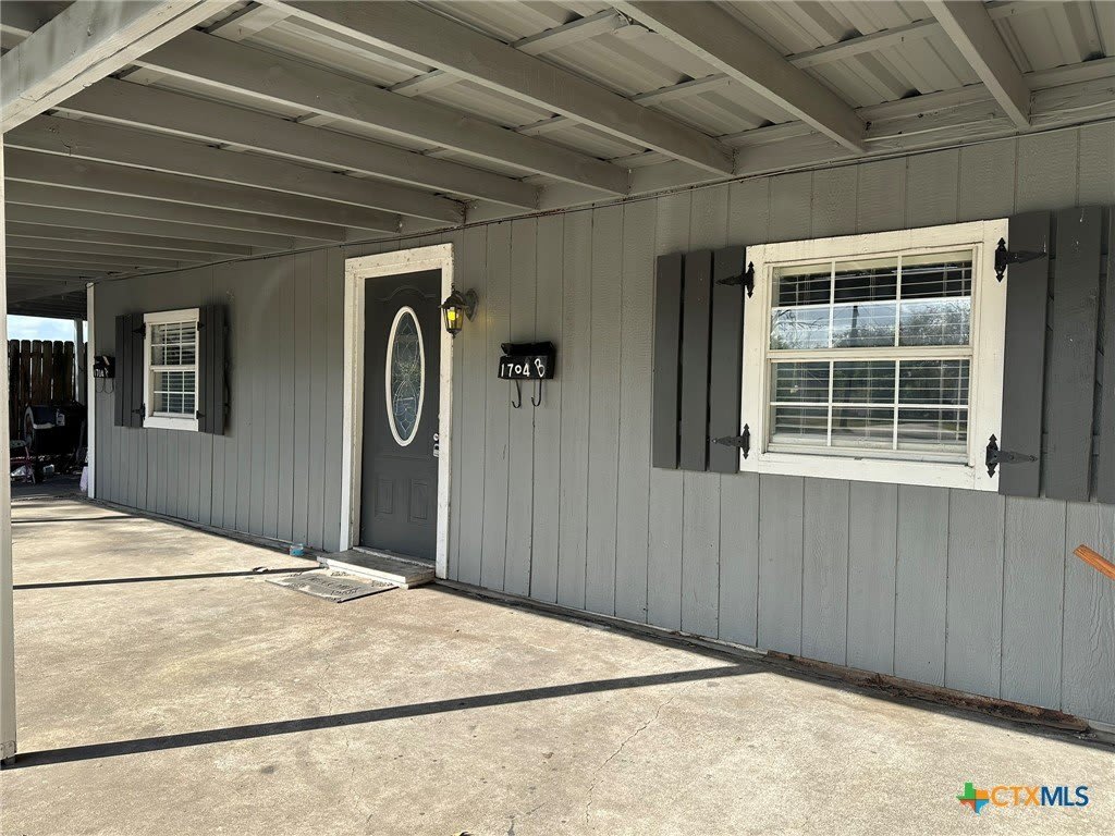 1704 Avondale Street – photo 1