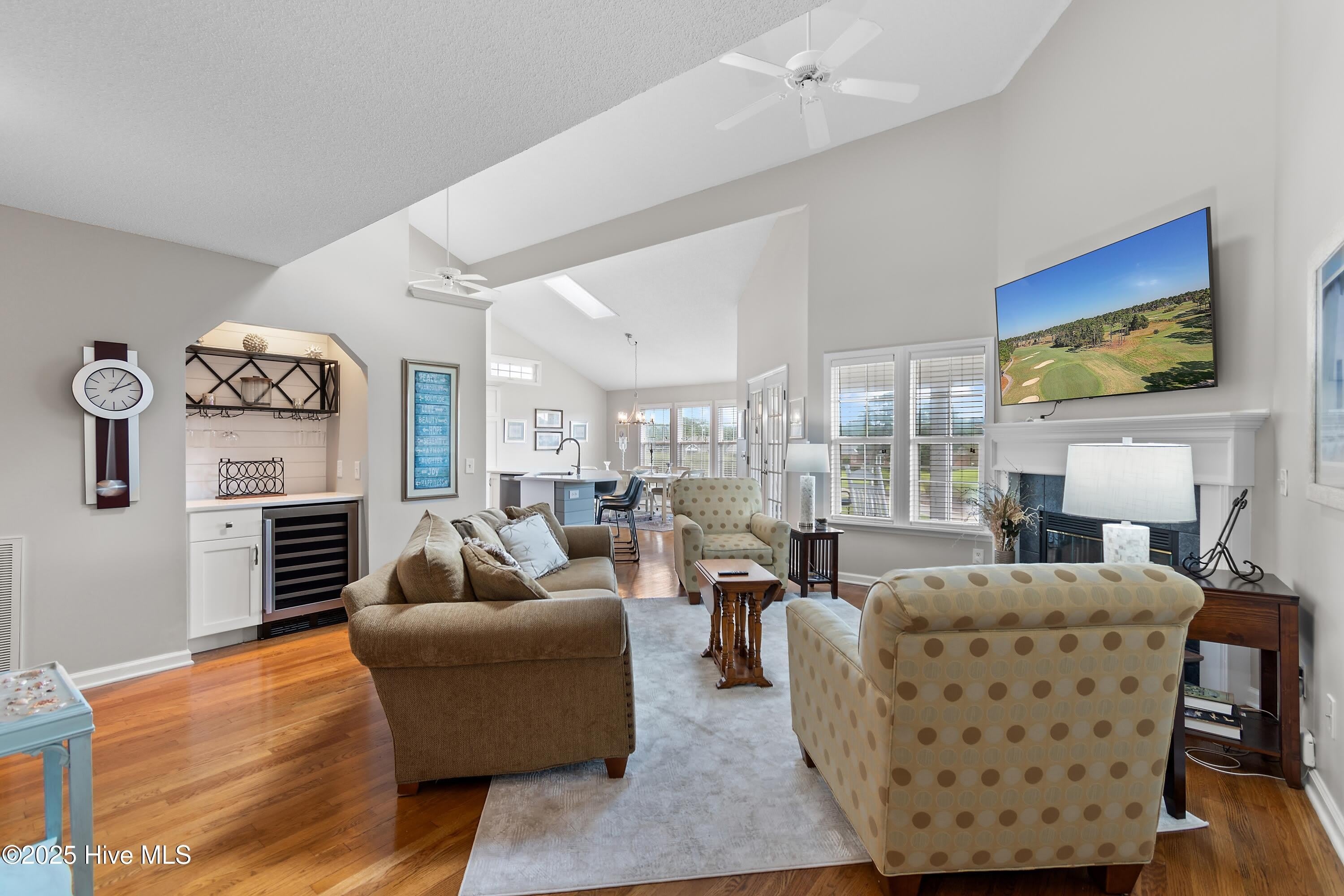 3155 Lakeside Commons Drive SE – photo 4