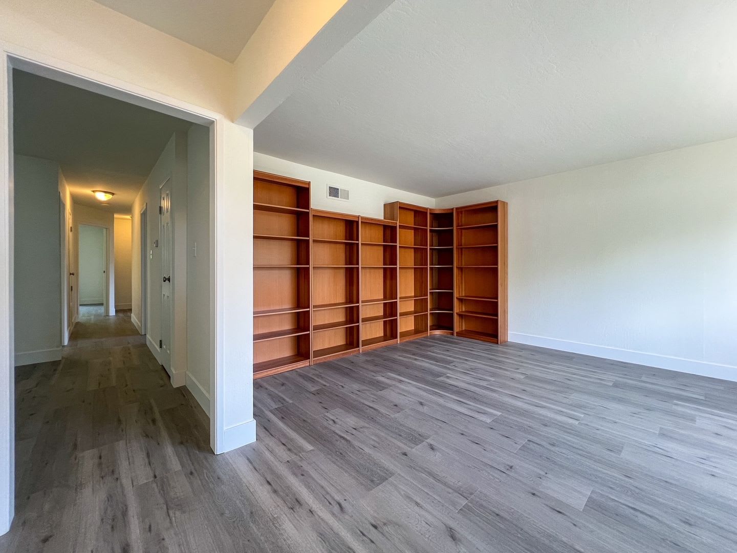 Conveniently Located Four Bedroom Bel Aire Home – photo 3