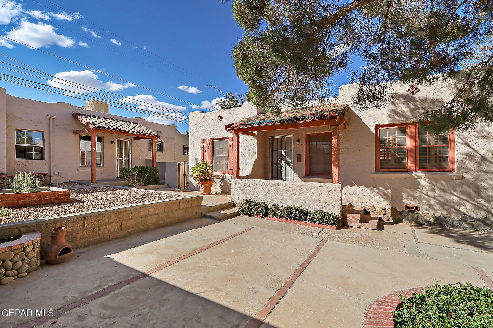 2621 Grant Avenue – photo 1