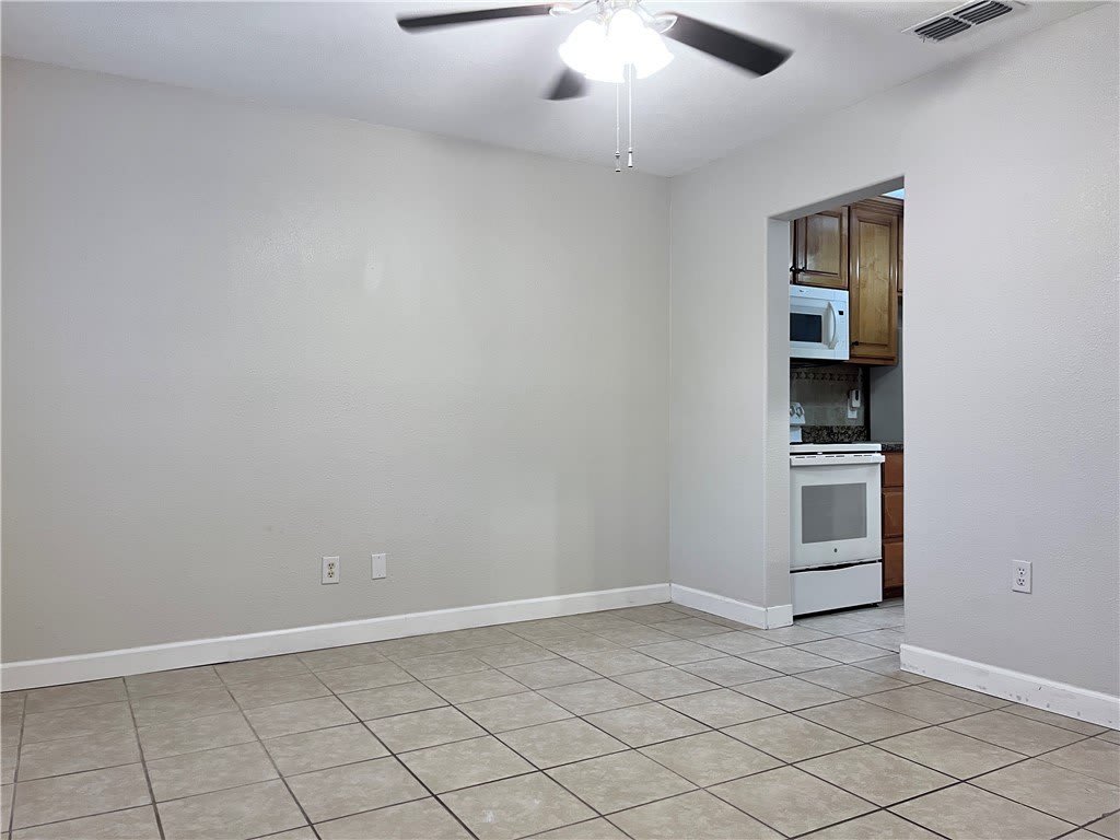 1241 Euclid Circle – photo 3