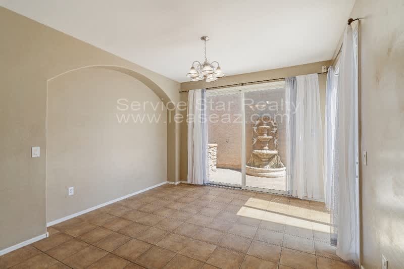 860 S Huish Dr – photo 2