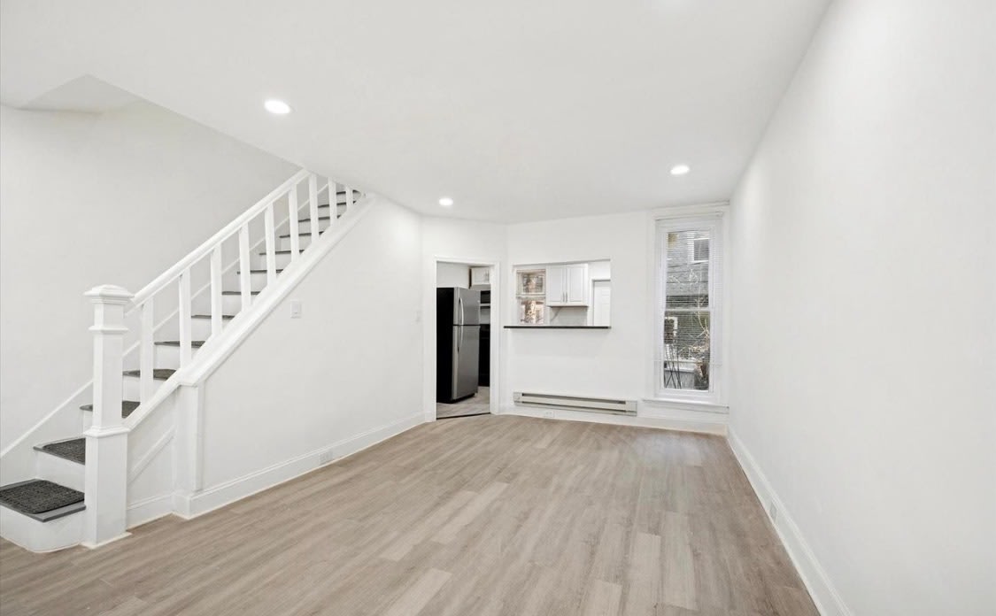 558 Herman Street – photo 2