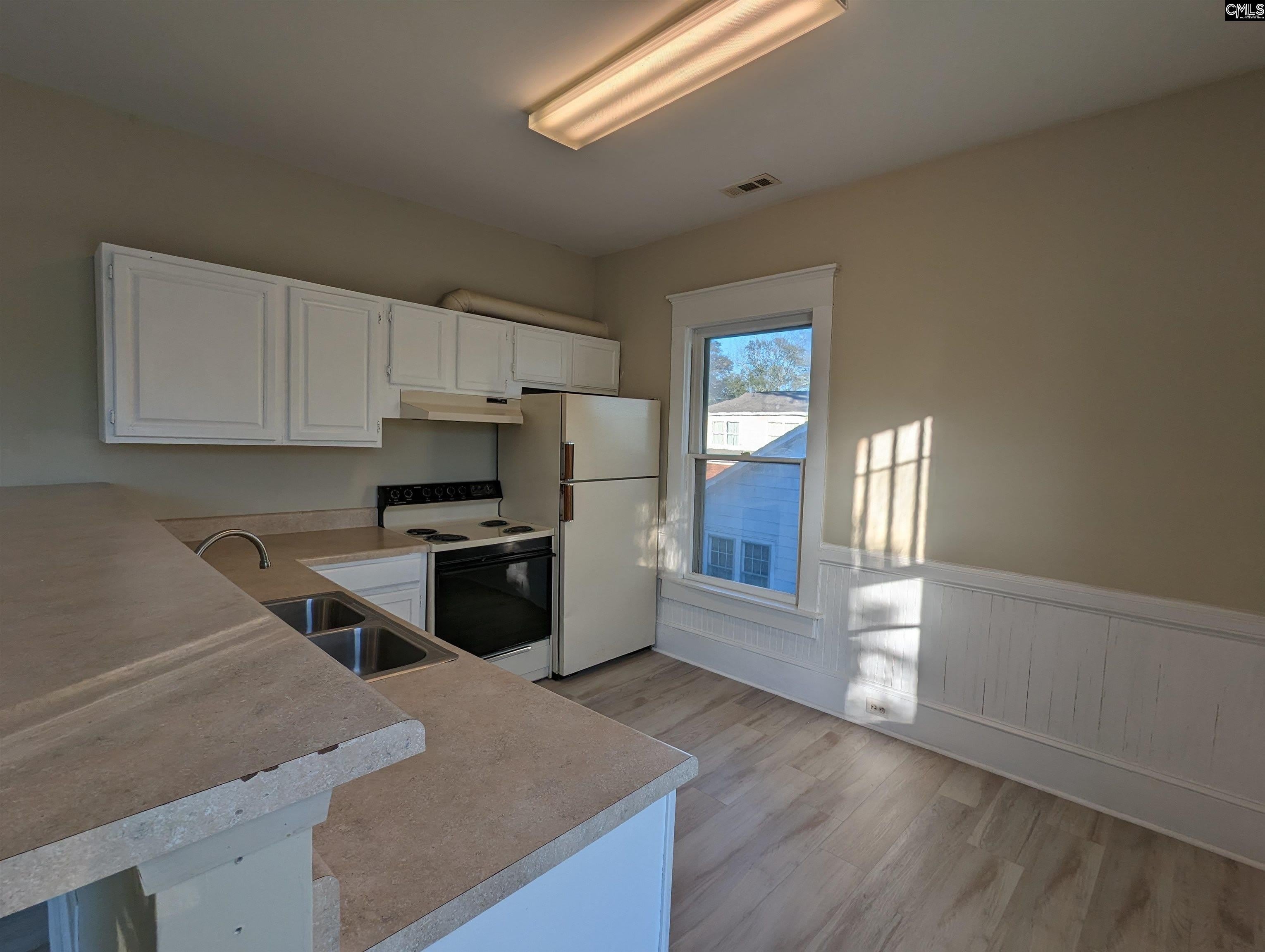 3121 Rosewood C Drive – photo 4