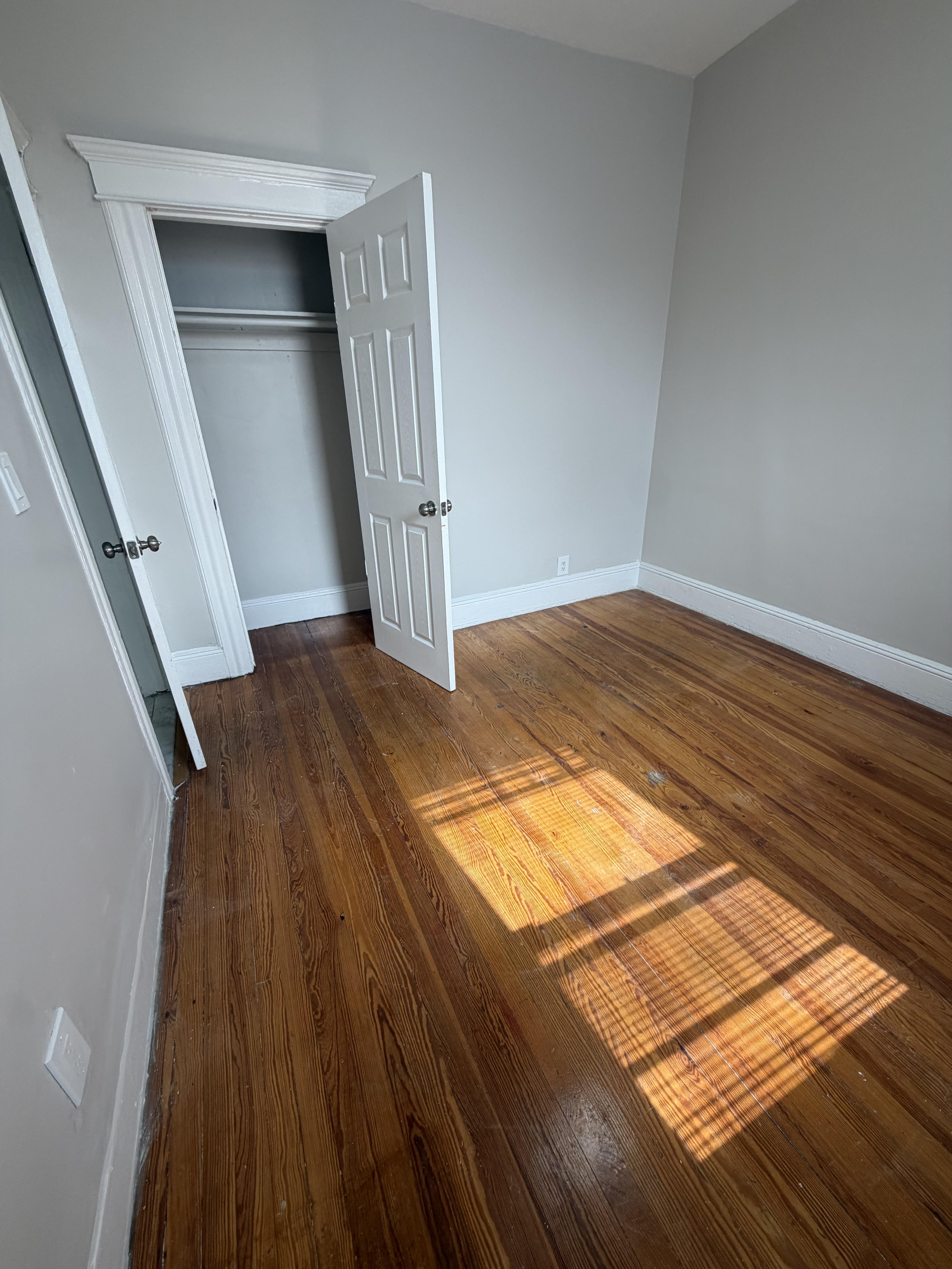 6302 Polk St – photo 4