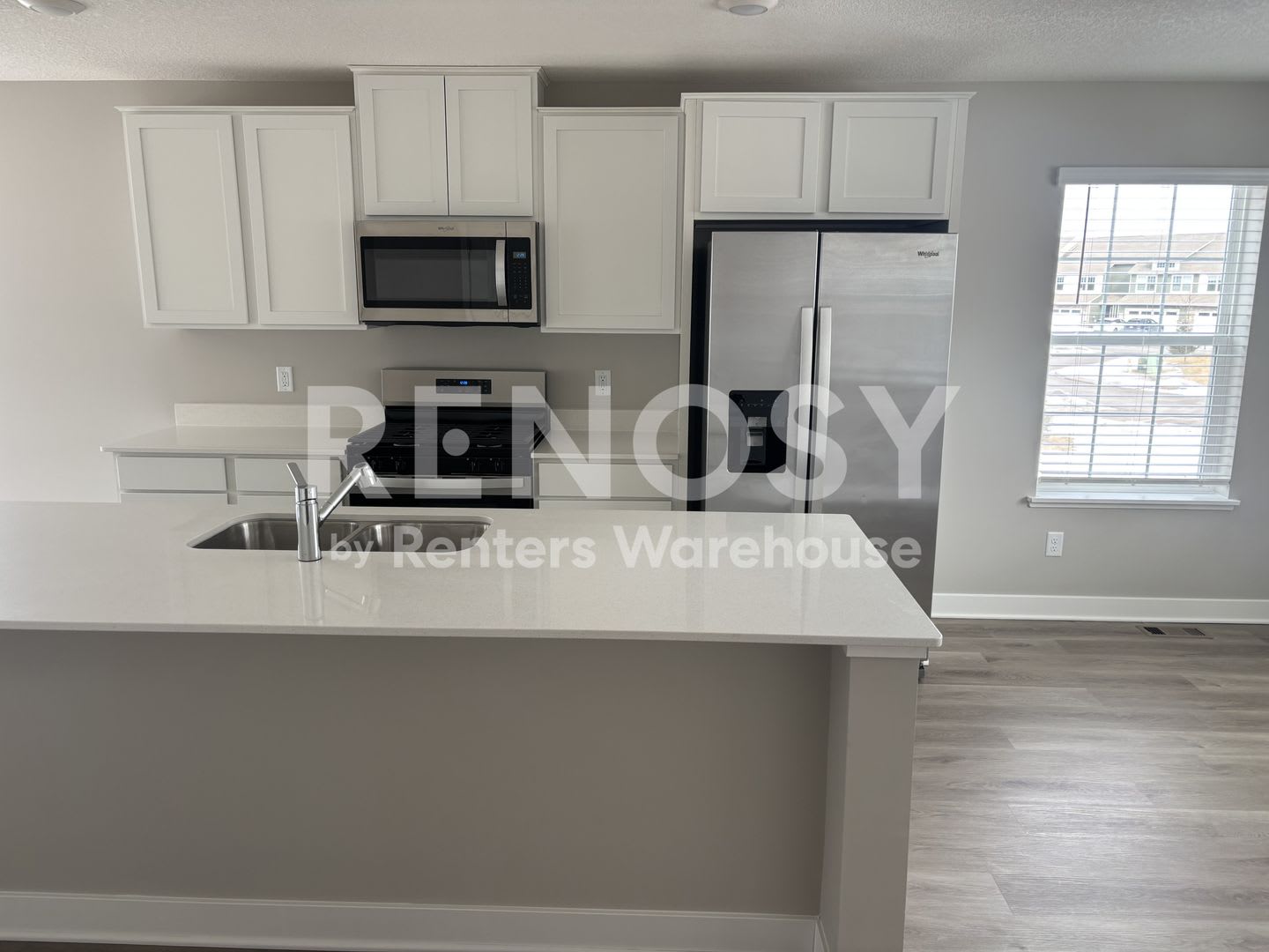 Spacious 3 Bed 2 5 Bath Townhome In A Great Location – photo 5