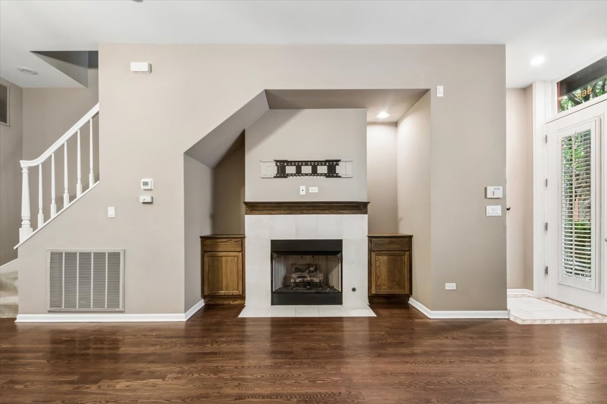 960 N Crosby Street – photo 5