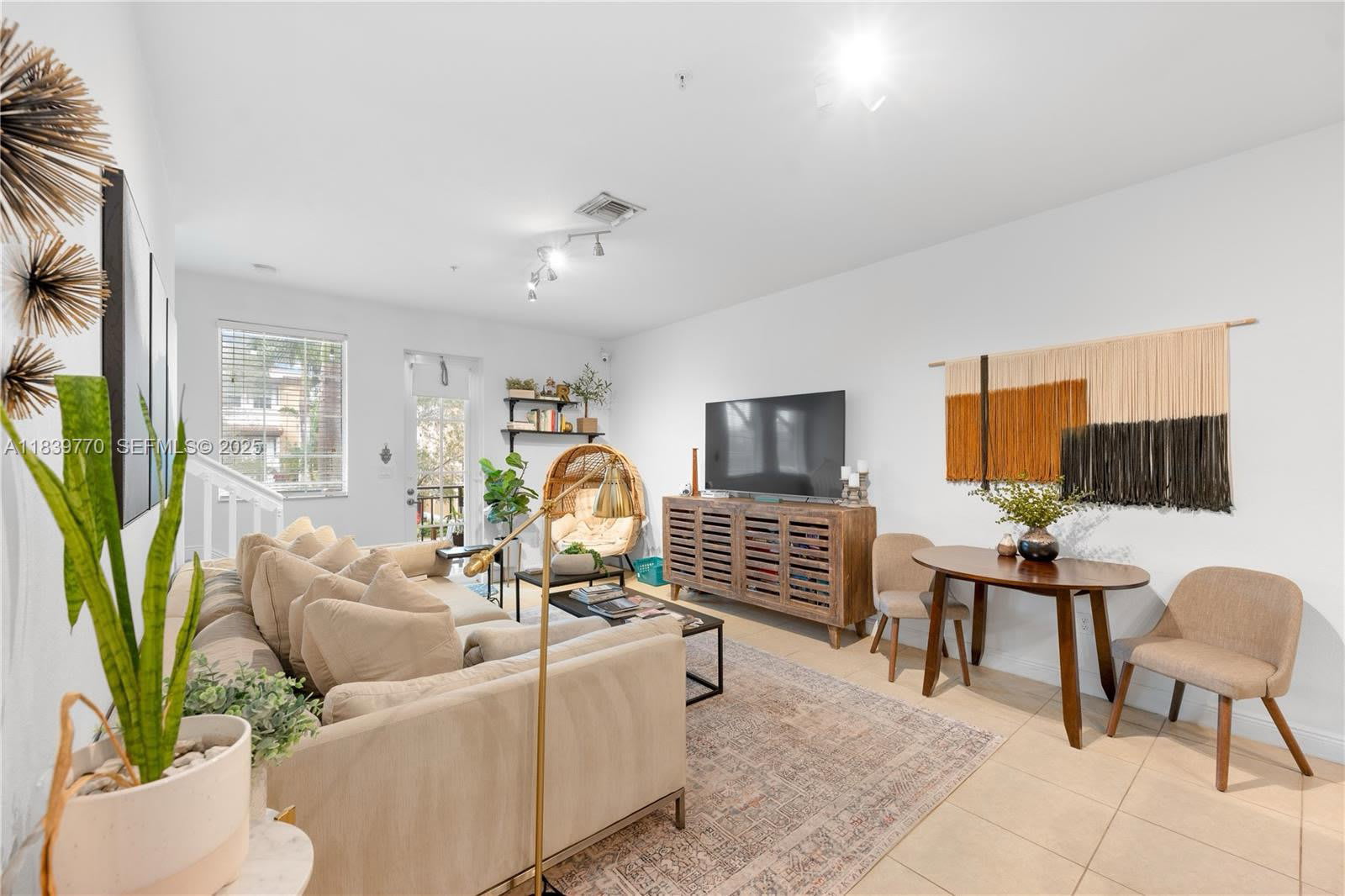 1030 Southwest 147th Avenue – photo 2