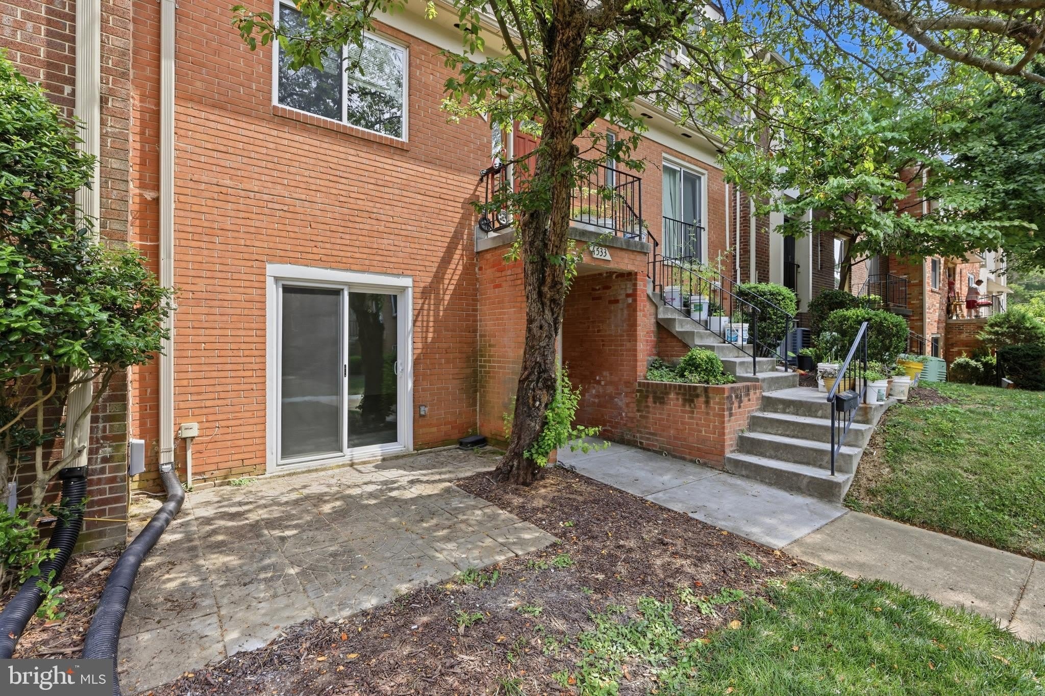 4533 LOGSDON Drive – photo 4