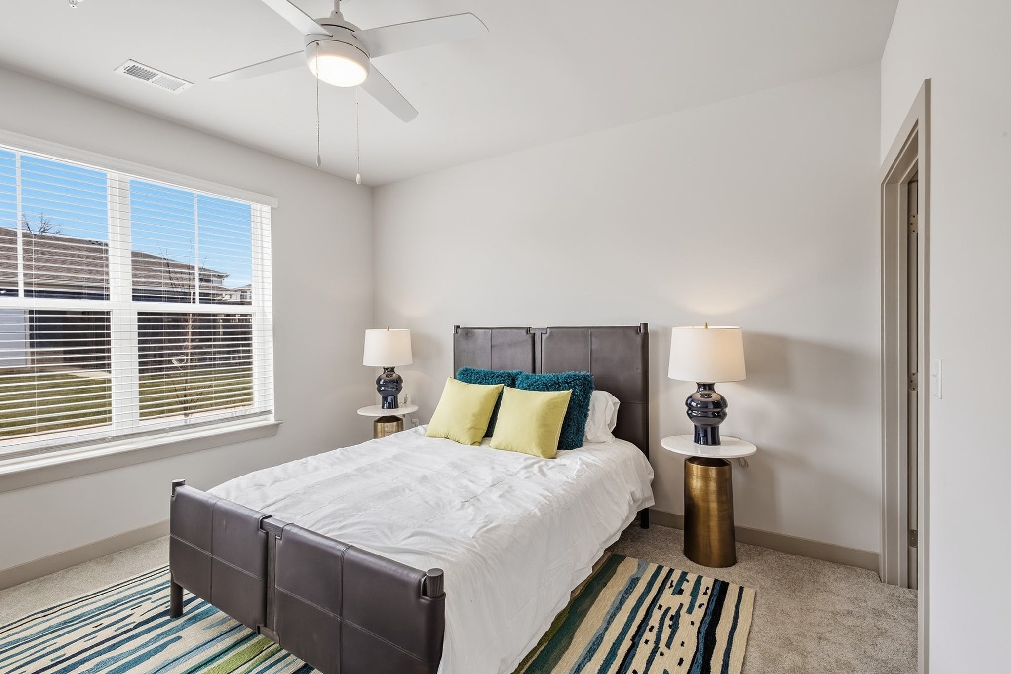 Viridian Apartments – photo 5