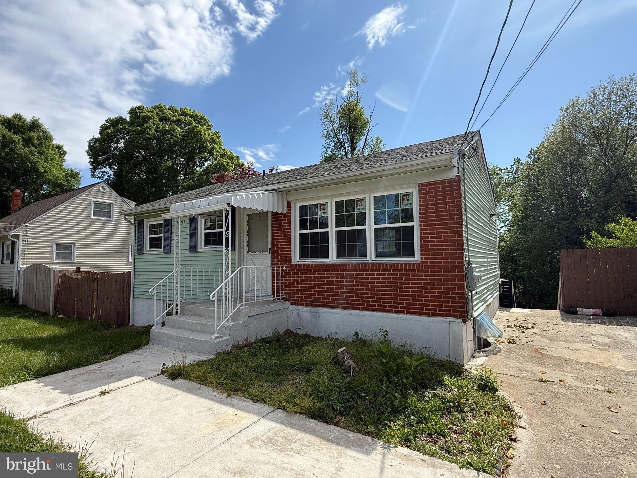 14212 FISHER Avenue – photo 2