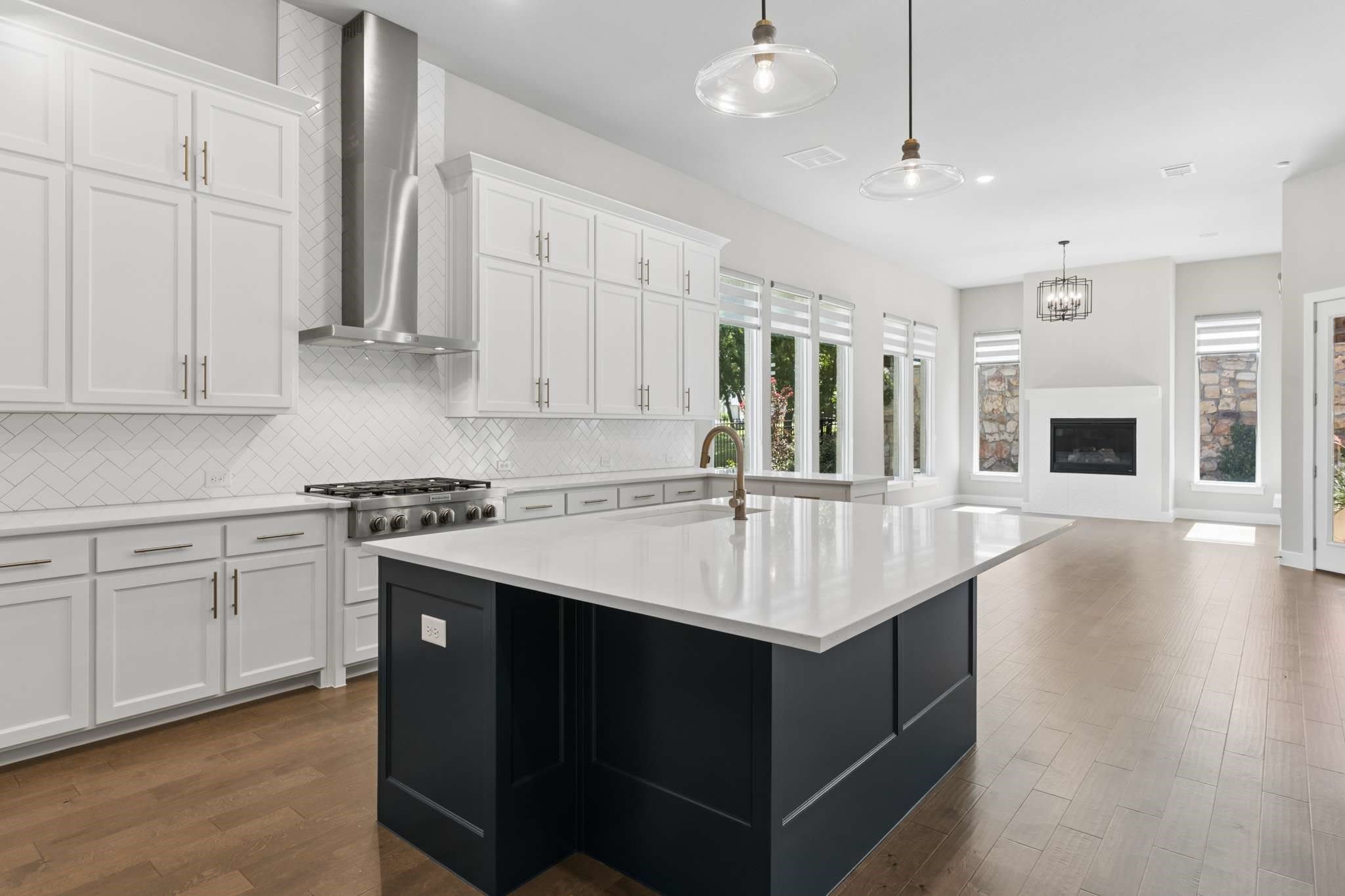 350 Pearland Drive – photo 4