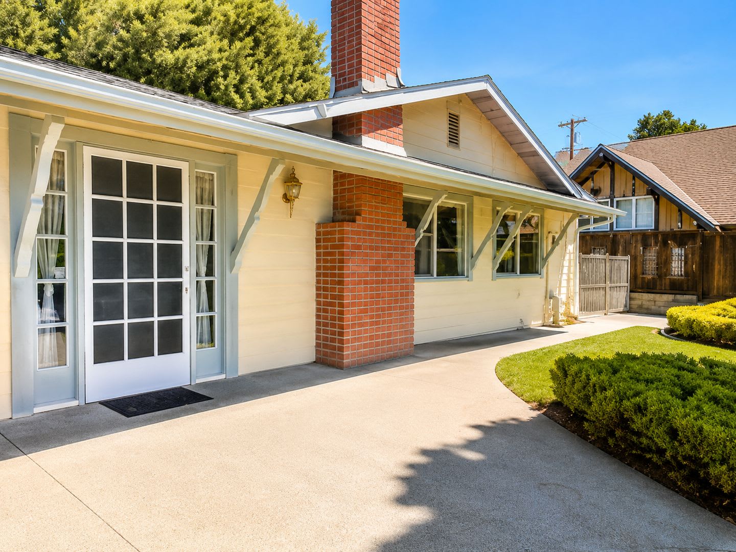 Move-In Ready Mountain Retreat with Garage Near Frazier Park & Los Padres Forest – photo 1