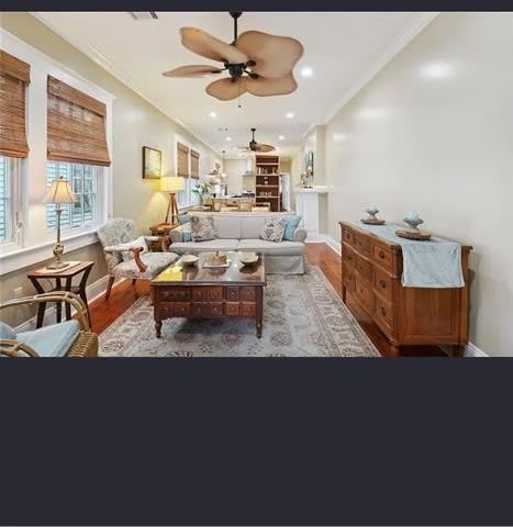 4915 LAUREL Street – photo 3