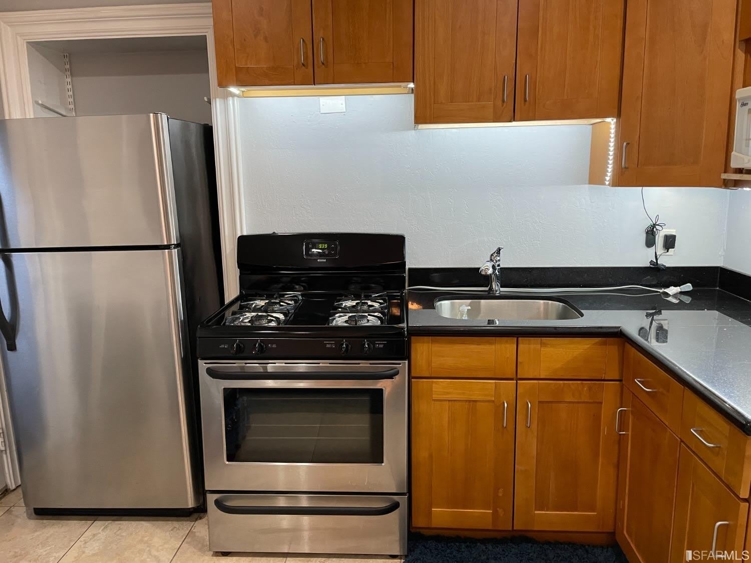 2836 Franklin Street – photo 1