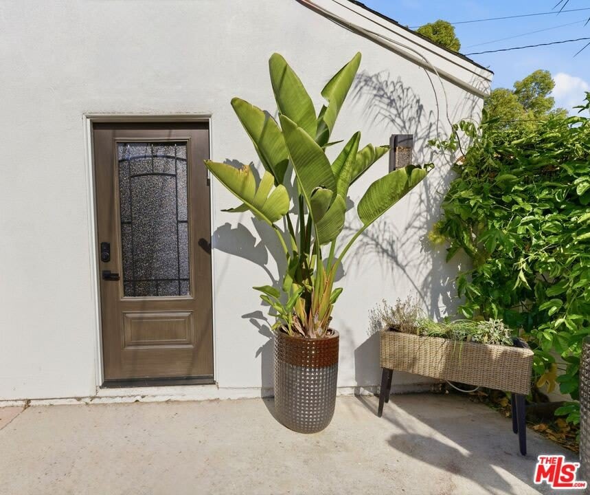 132 N CARSON Rd – photo 4