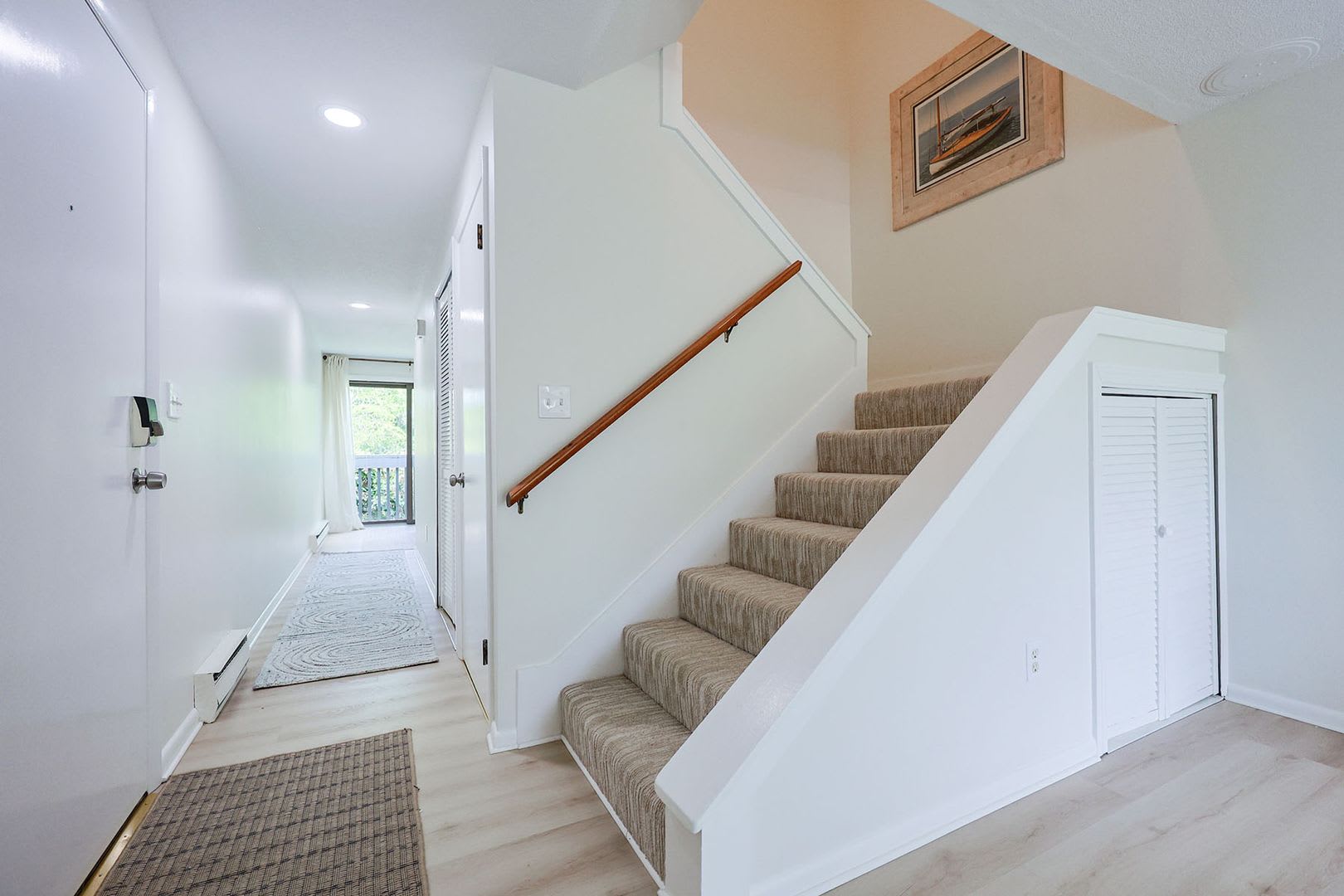 Newly Renovated Winter Rental at the Thorwald Condos – photo 4