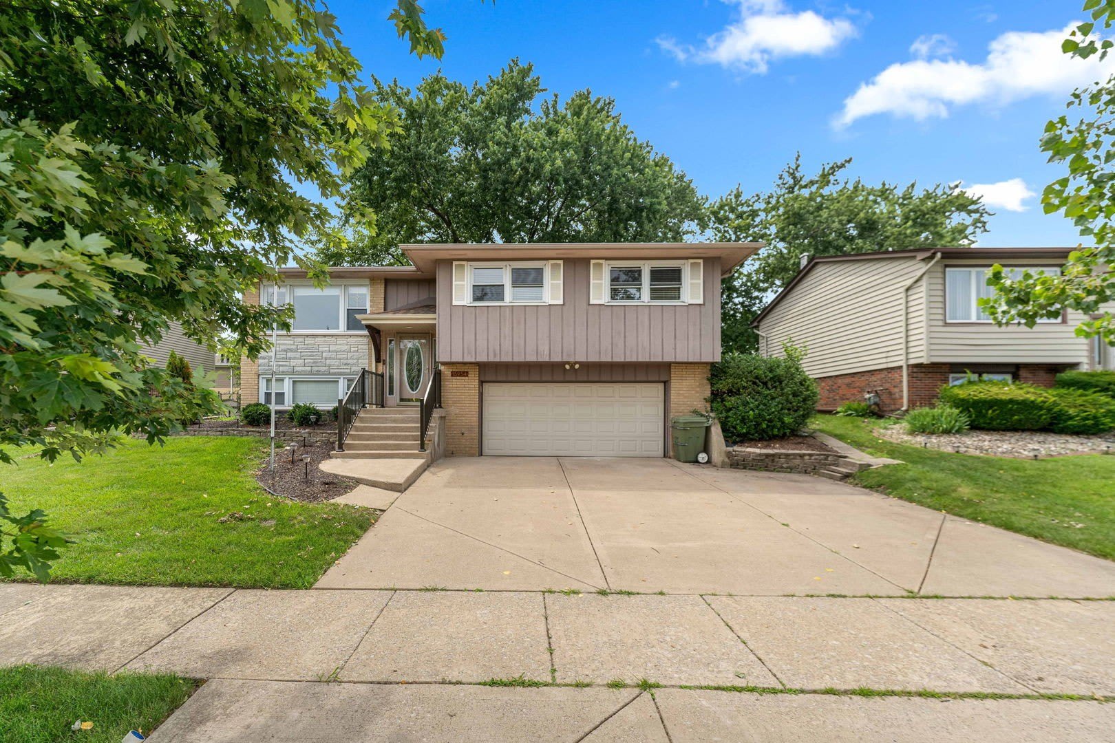 15954 Ozark Avenue – photo 2