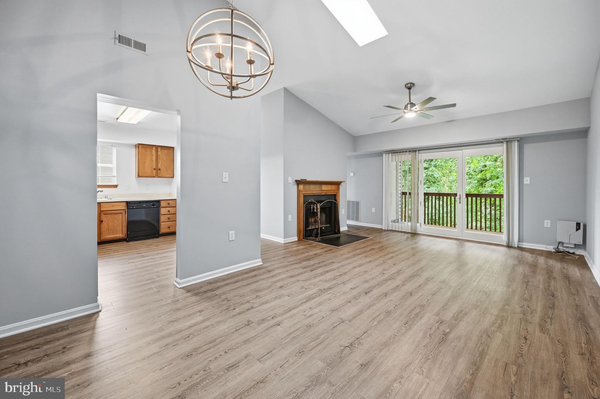8909 SUGARWOOD Lane – photo 5