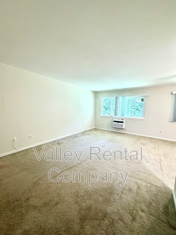 74 Barrett Street 308 – photo 5