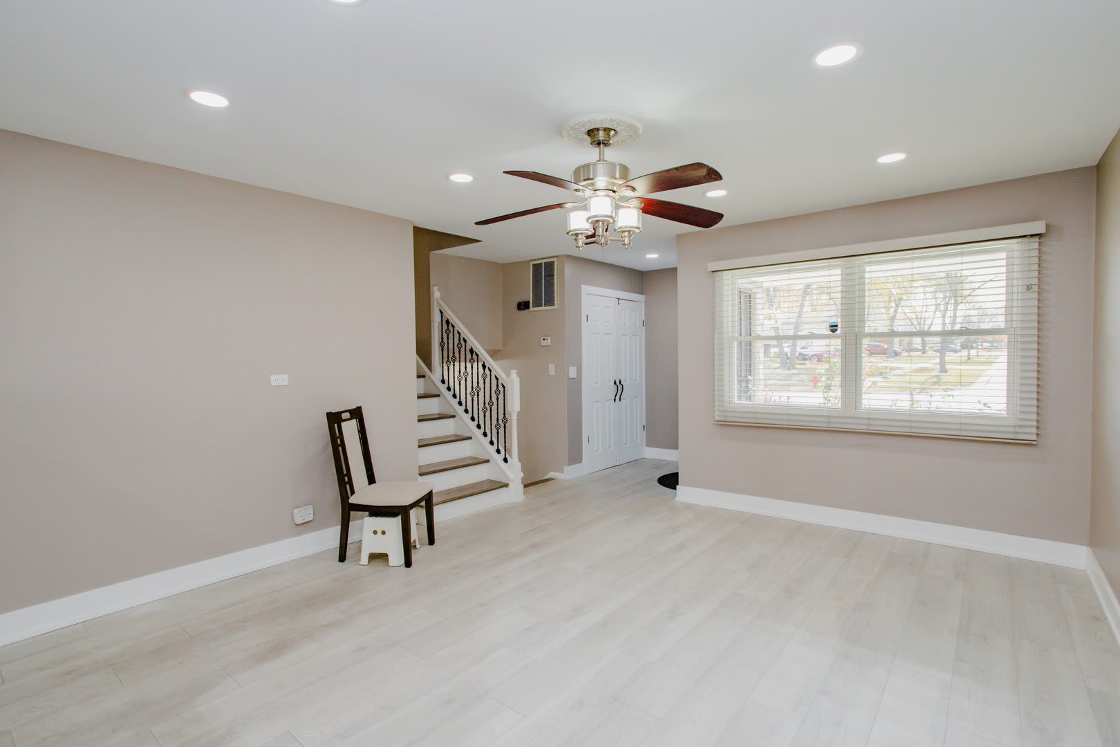 720 Durham Lane – photo 3