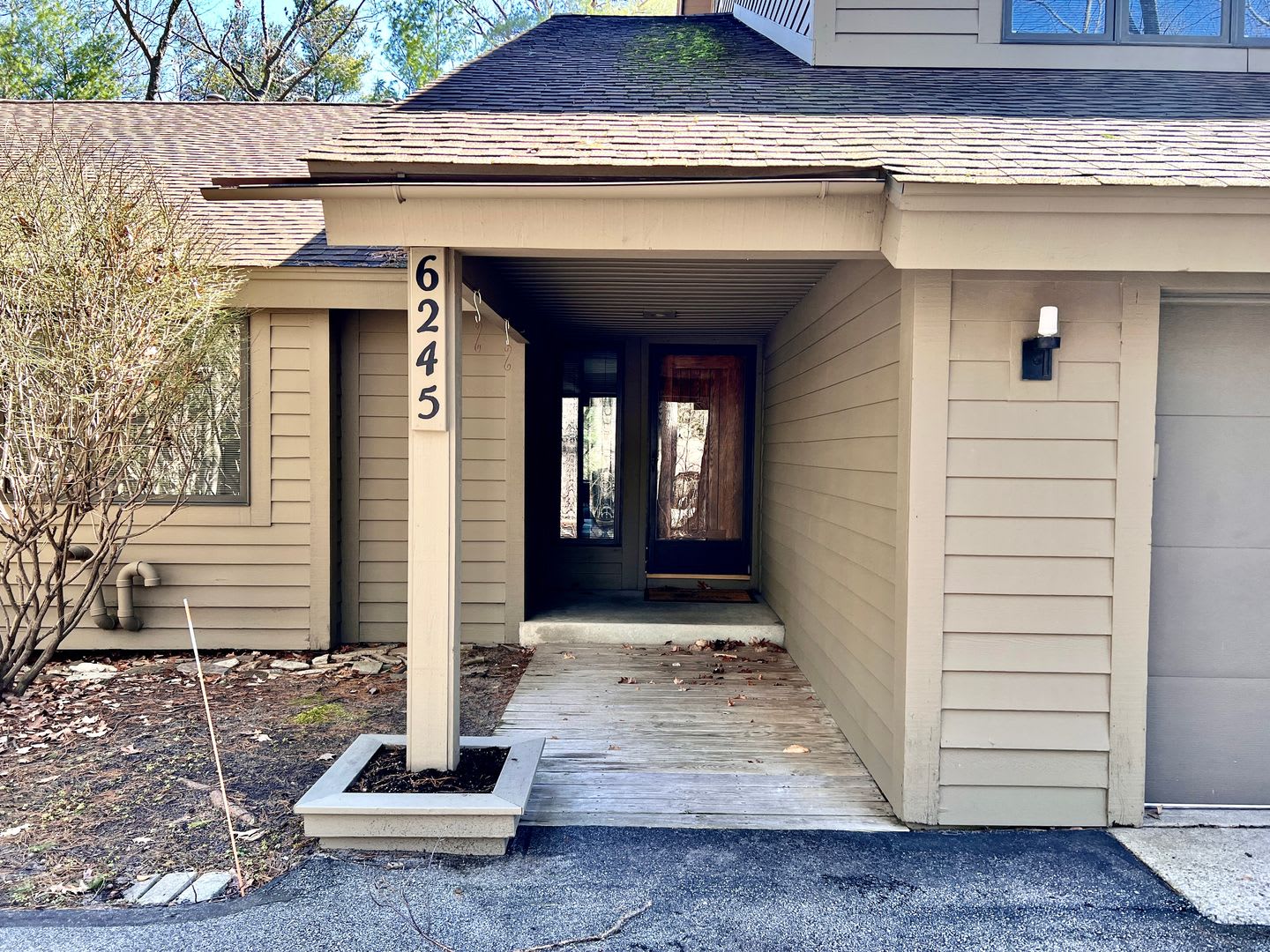 Sophisticated Condo Retreat on Old Mission Peninsula – photo 1