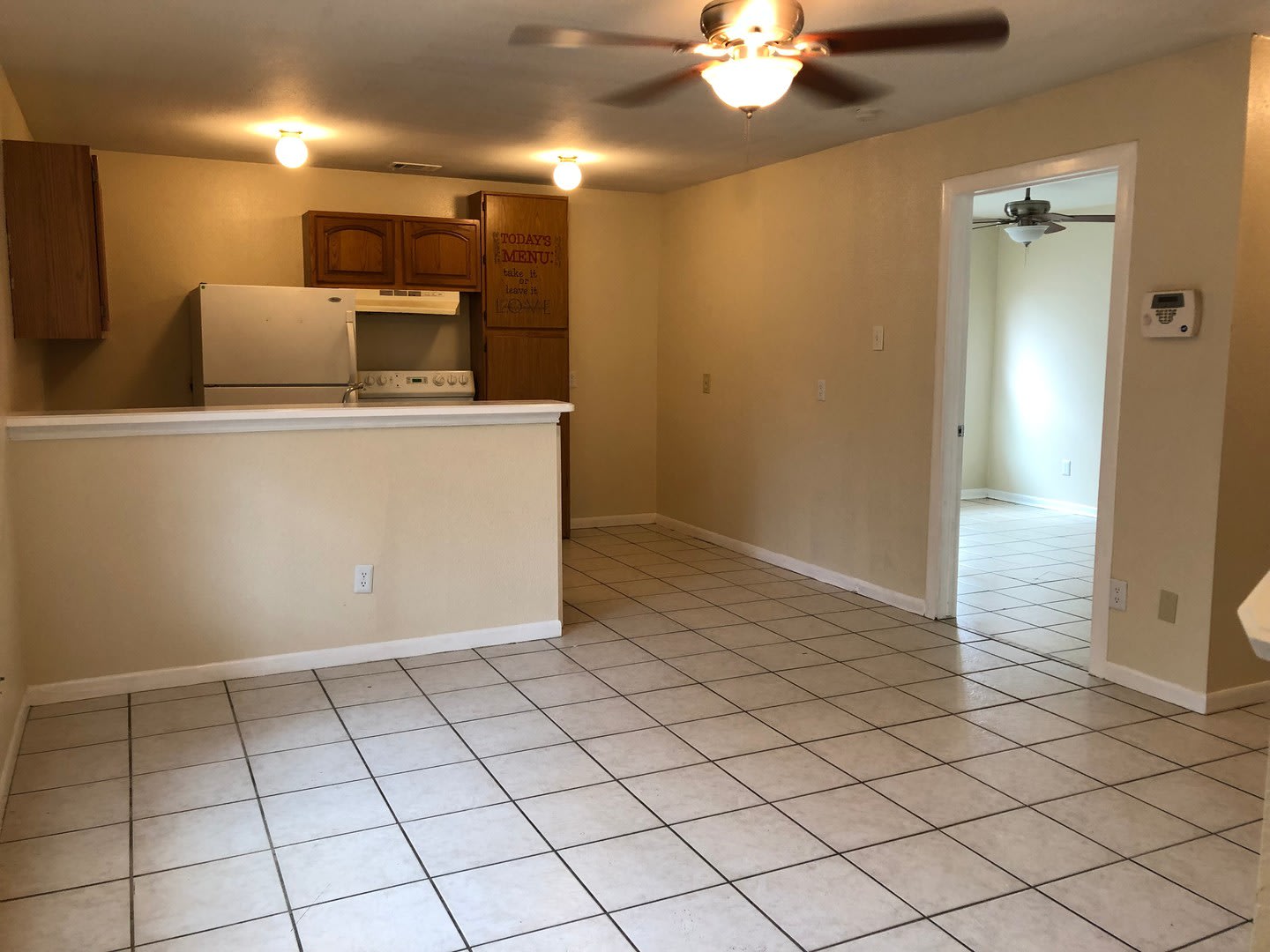 Welcome home to 7543 Windsor Oaks! – photo 3