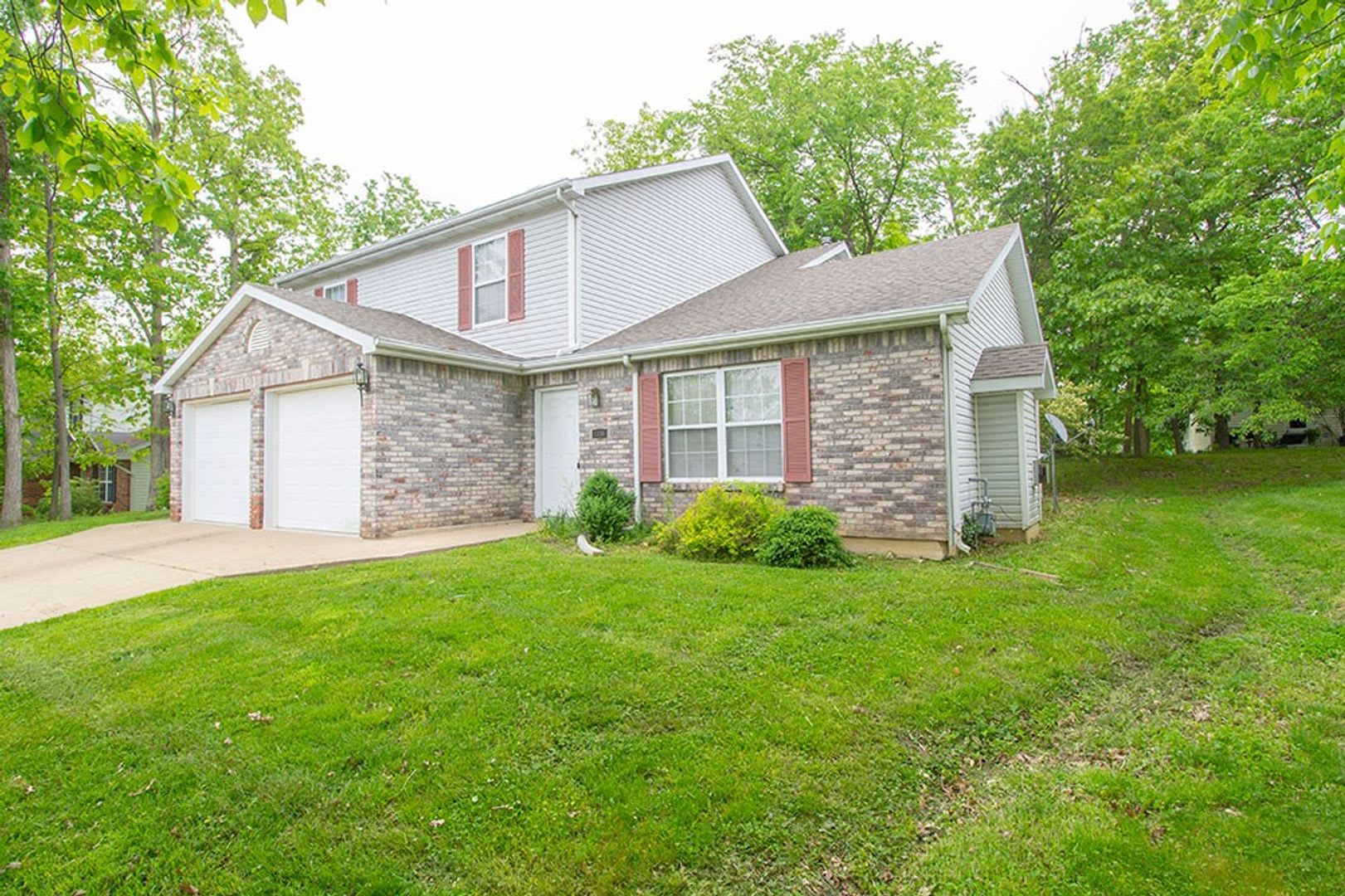 1316 Valley Creek – photo 1