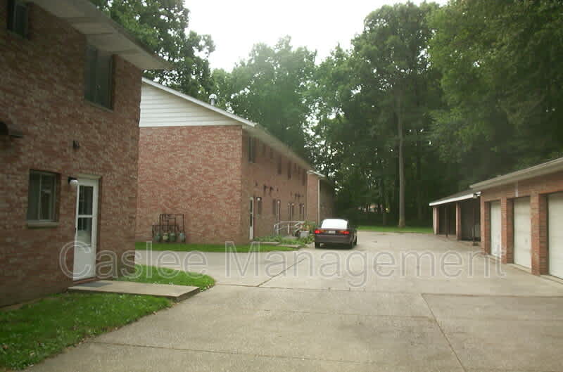 470 BRENTWOOD – photo 5