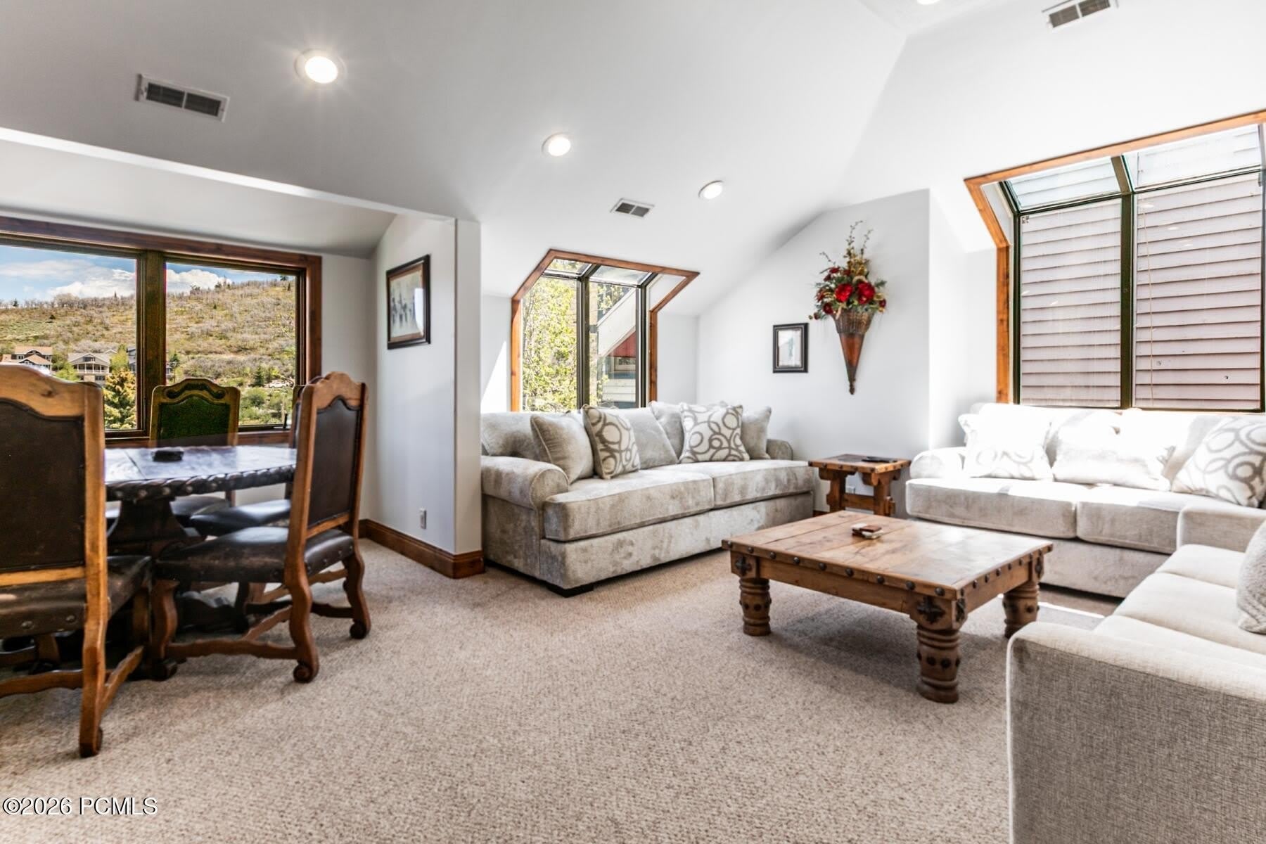 214 Woodside Avenue – photo 4