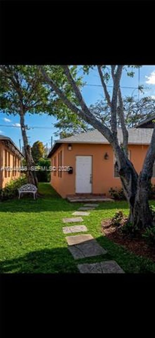 2926 SW 26 St # 2926, Miami, FL 33133 – photo 2