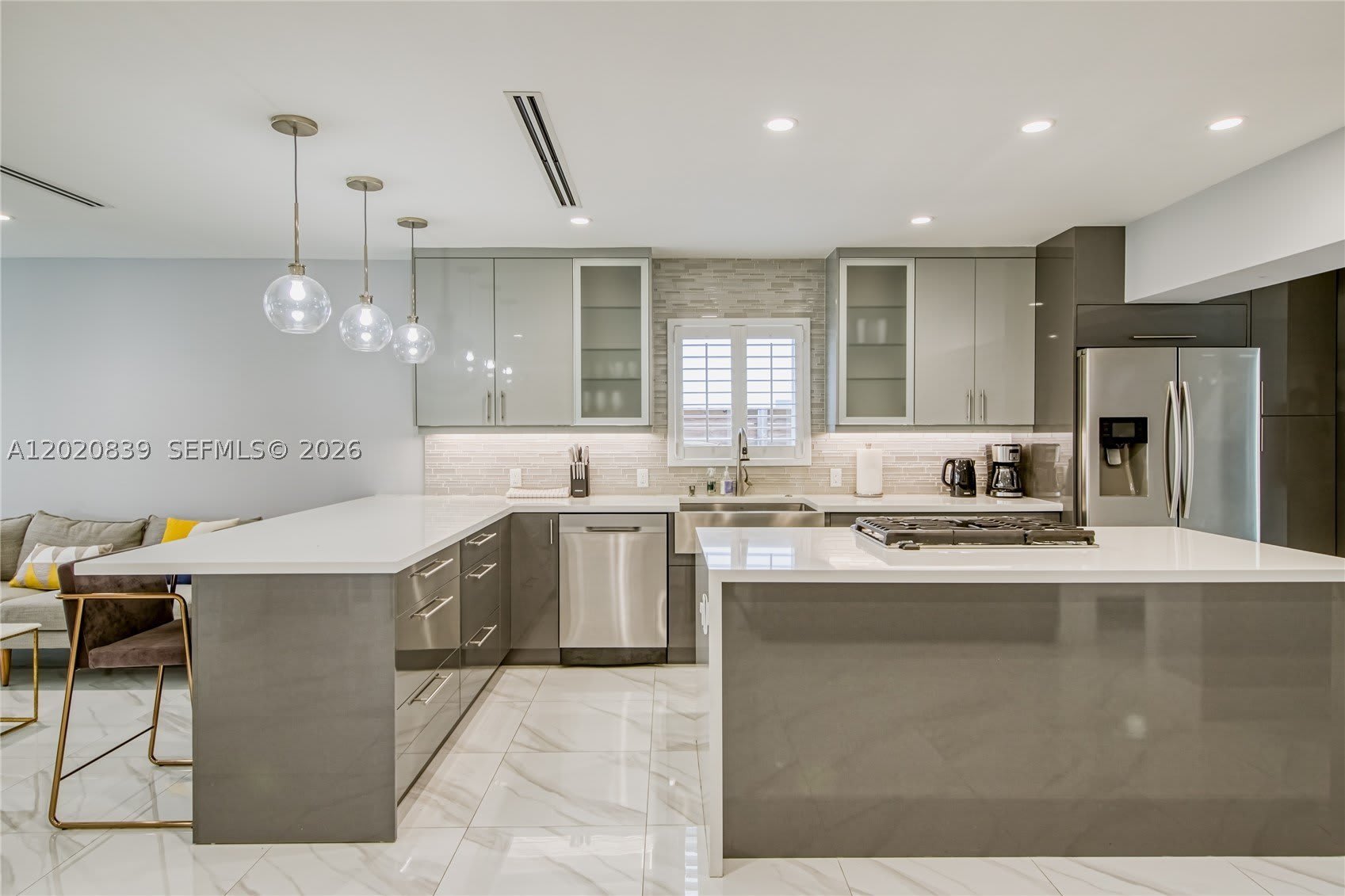 1239 Washington St – photo 4