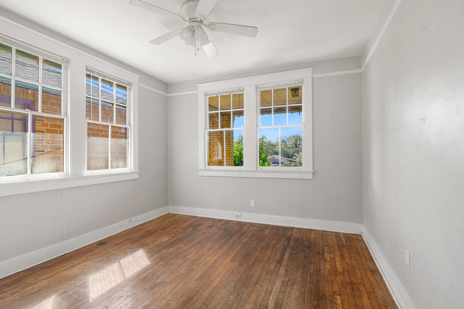 2817 Paris Avenue – photo 5