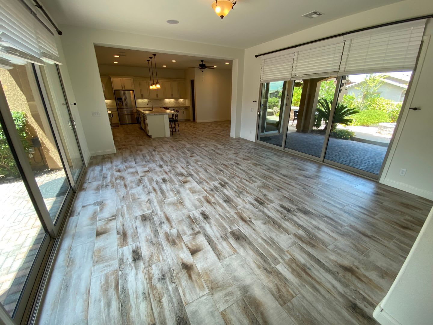 Beautiful 4 bed/3 bath home located in Summerlin – photo 4