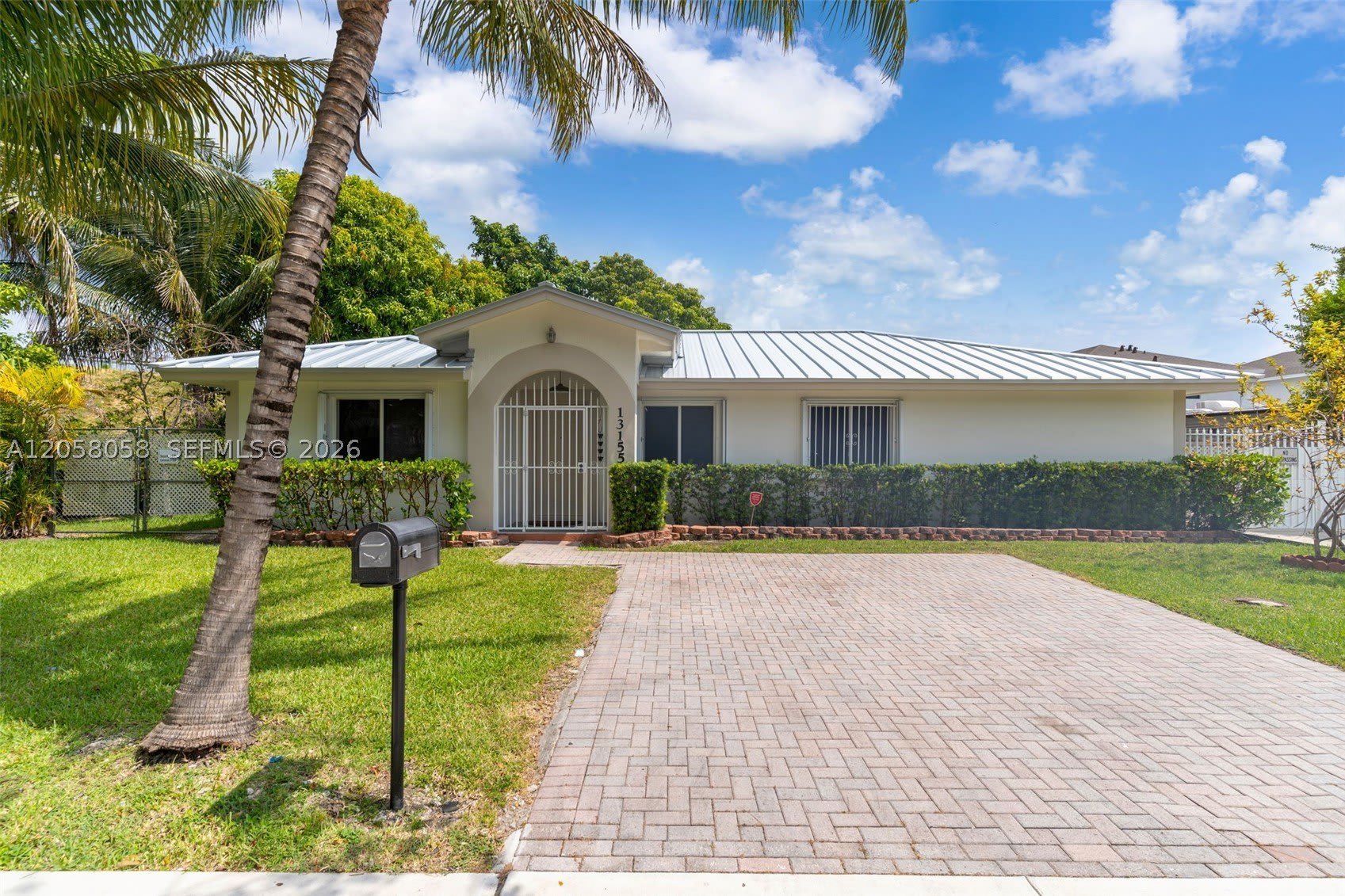 13155 SW 268th St – photo 1
