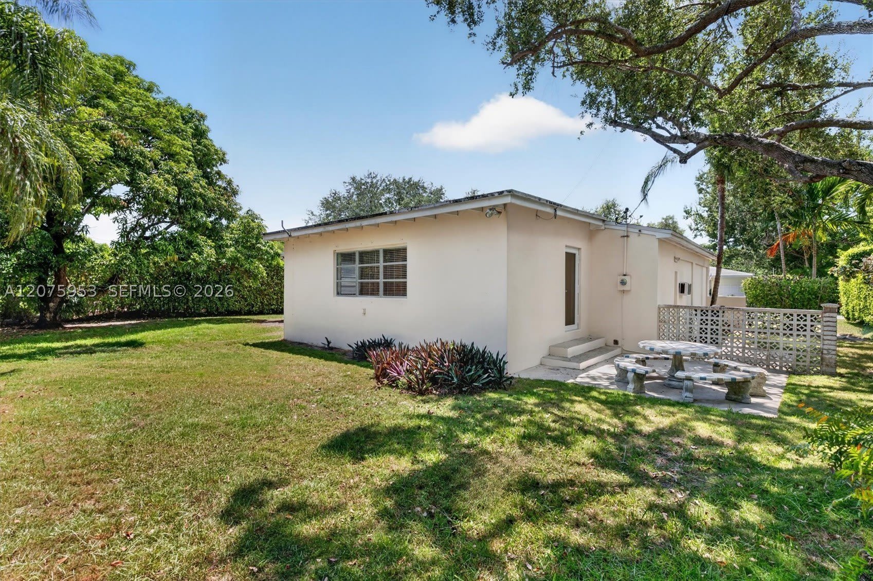 6629 SW 65th St – photo 3