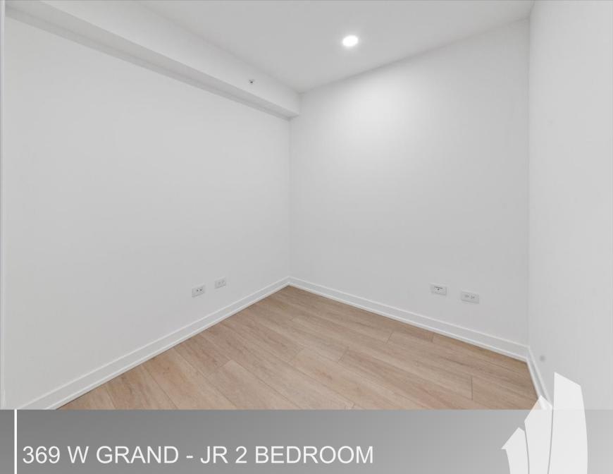 369 West Grand Ave – photo 3