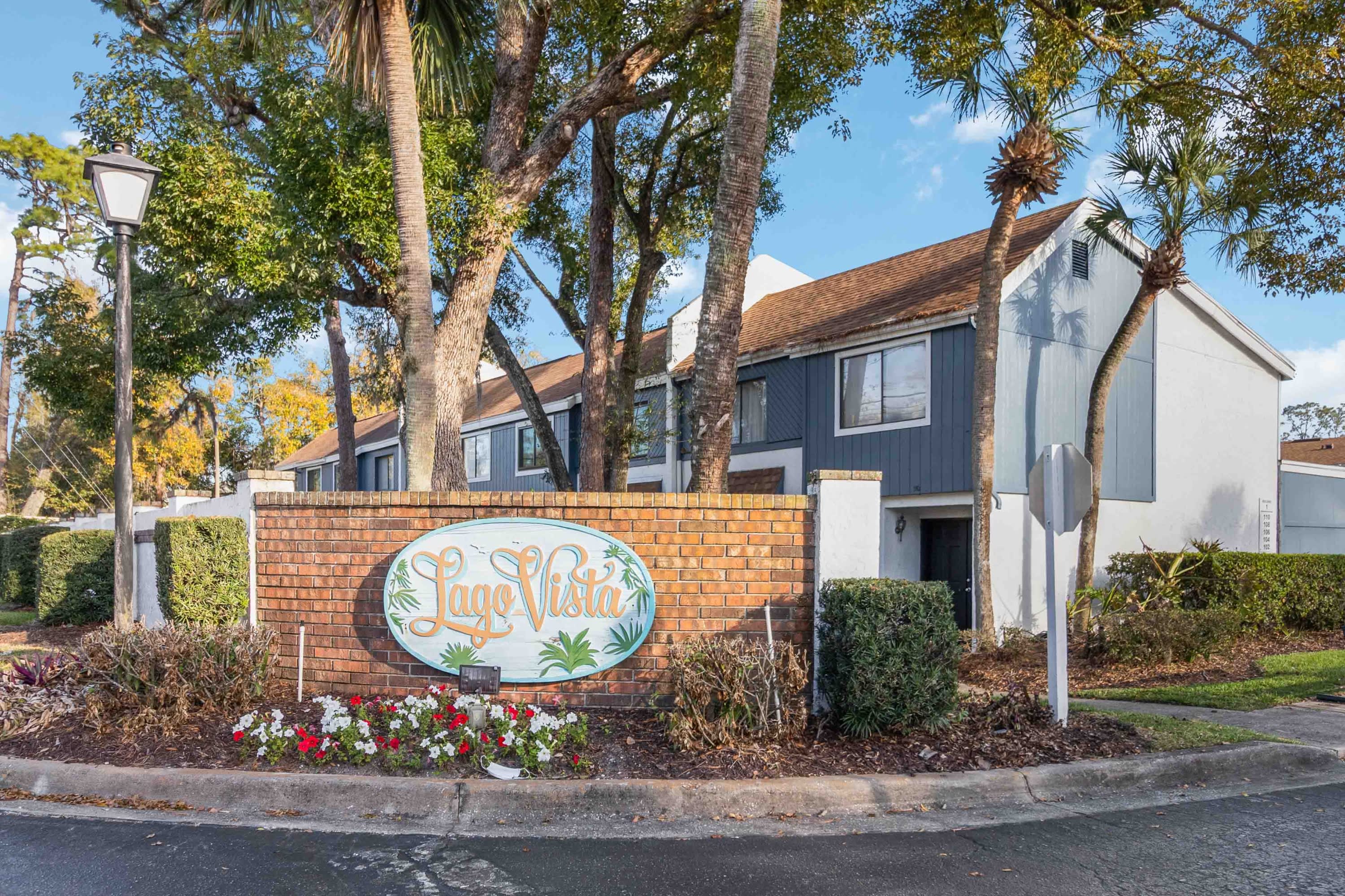 102 Lago Vista Boulevard – photo 1