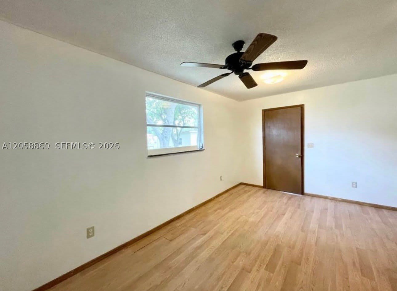 1474 Kerry Dr – photo 5