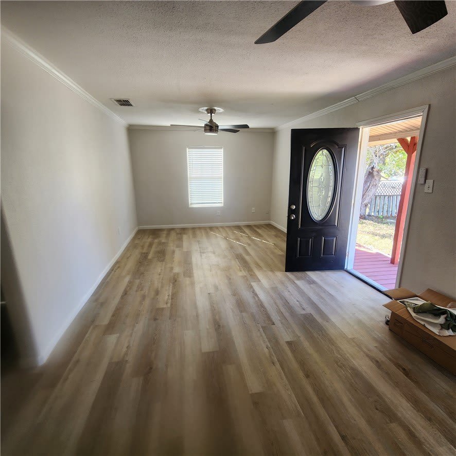 609 Sam Street – photo 3