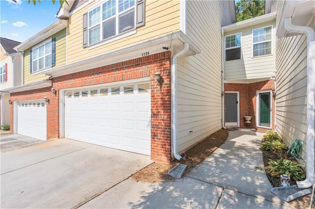 1126 Treymont – photo 2