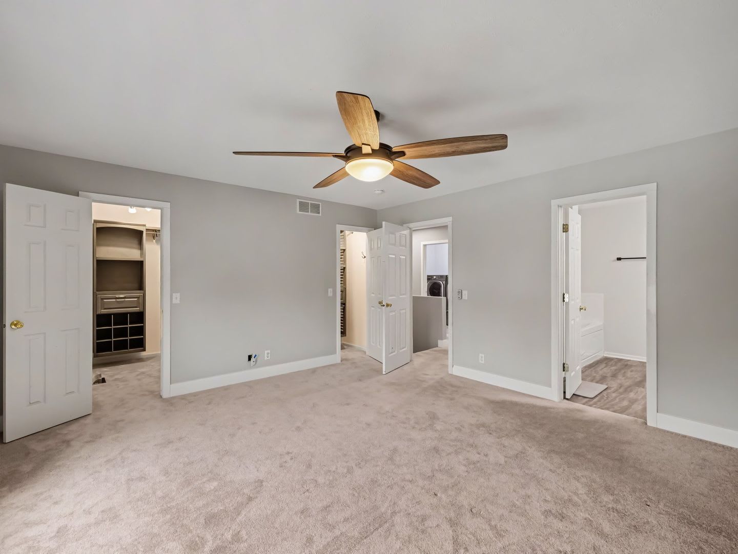New to Elkhorn Rental Market! – photo 4