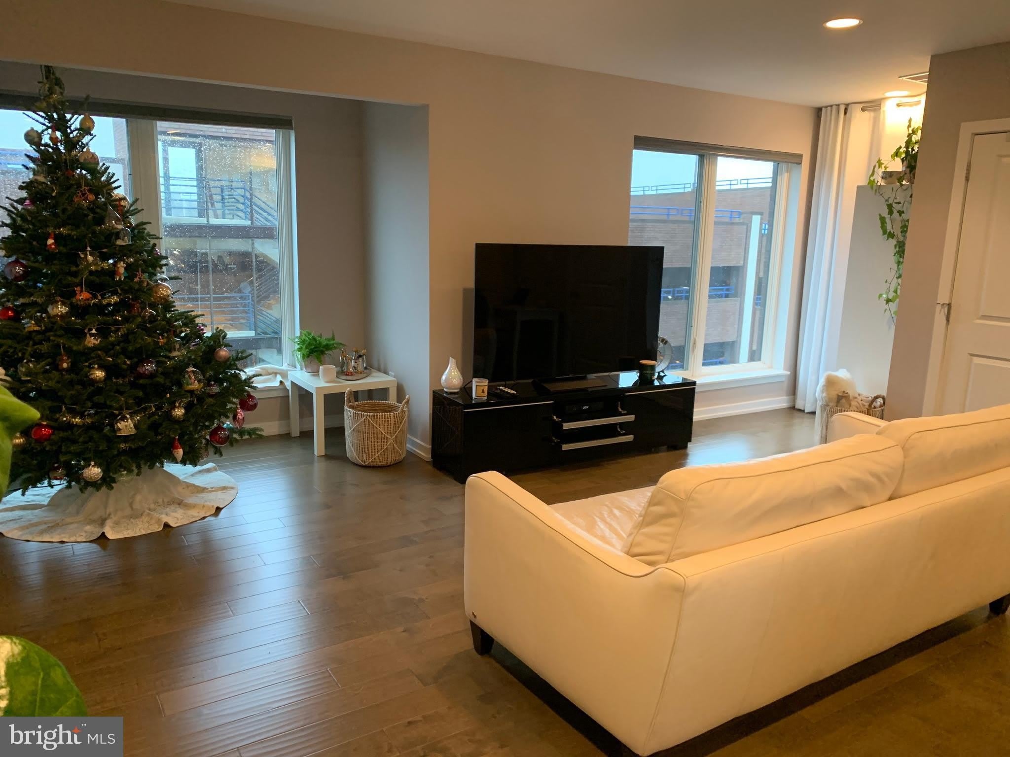 1701 SOUTH Street – photo 4