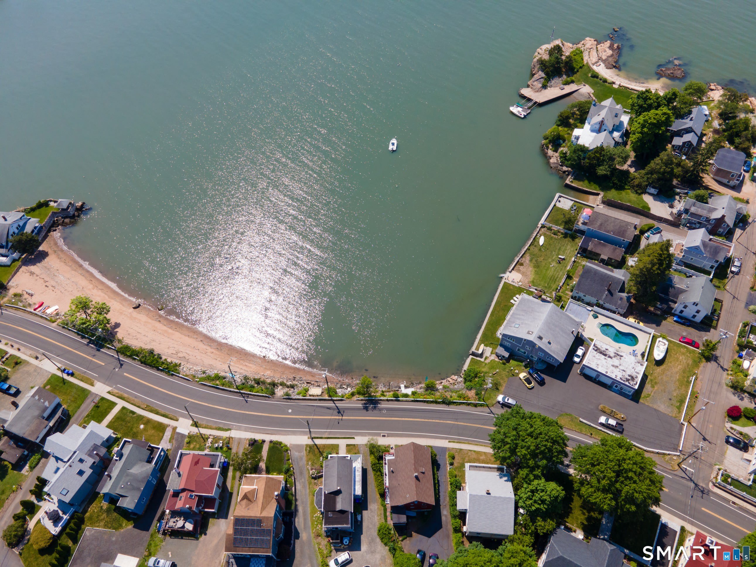198 200 Shore Drive – photo 4
