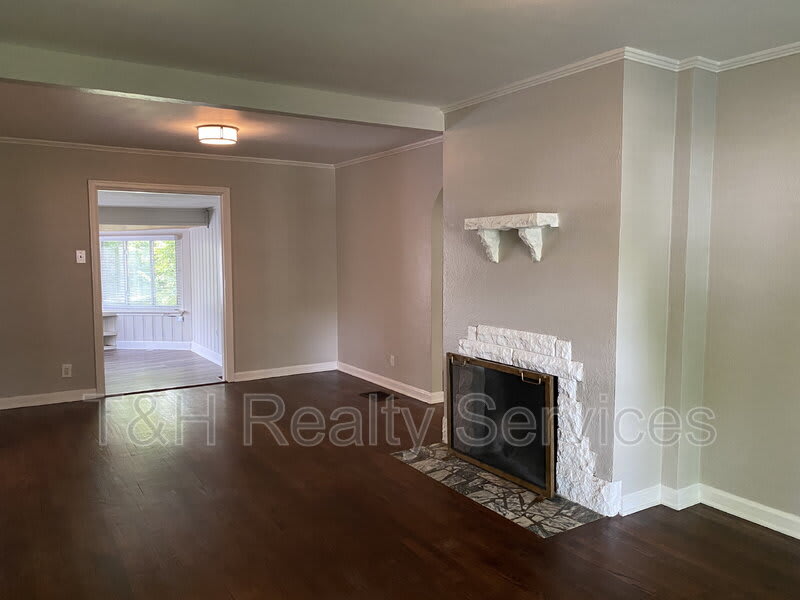 5942 Haverford Avenue – photo 5