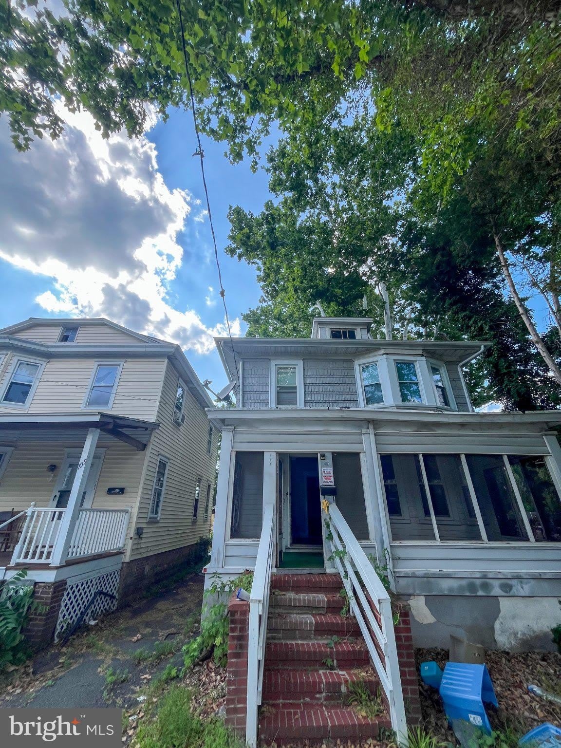 103 Newell Ave – photo 1