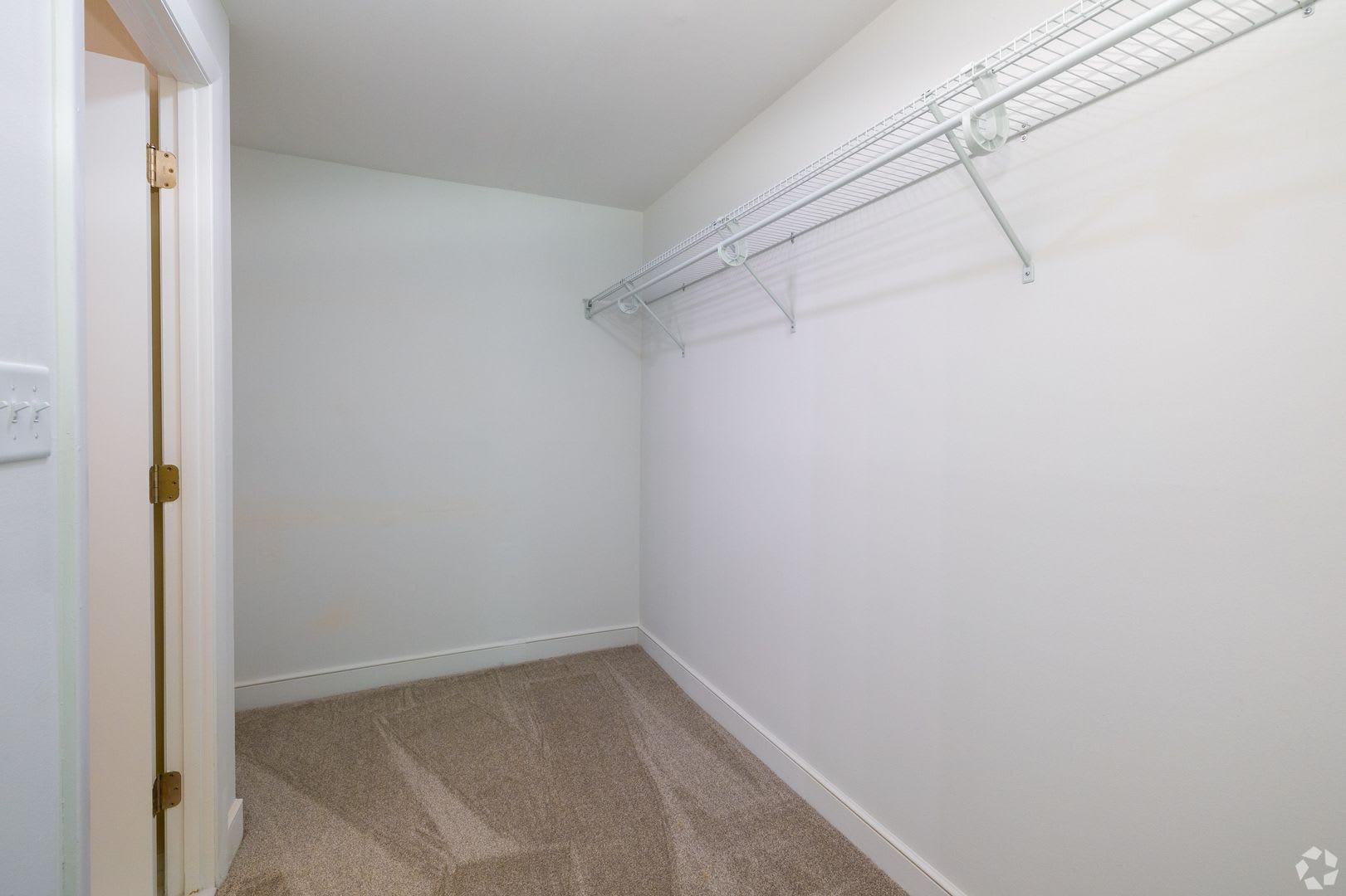 Stonehill Towers – photo 3