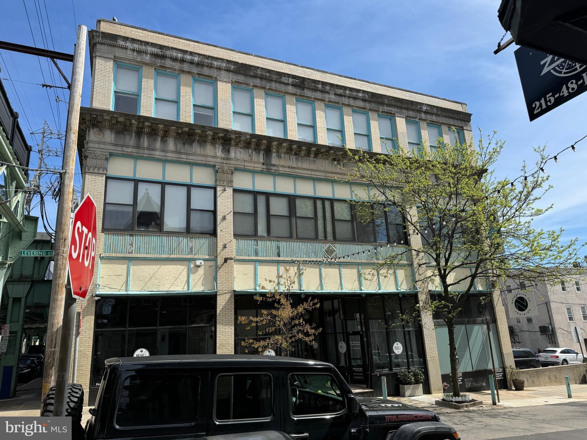 4368 CRESSON Street – photo 1