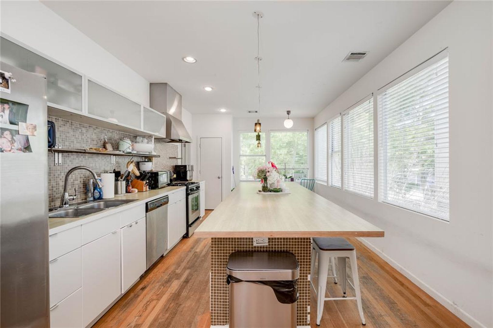 712 E. 45th St – photo 5